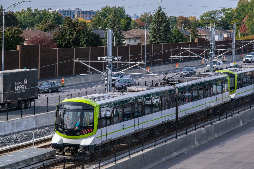 rem train brossard