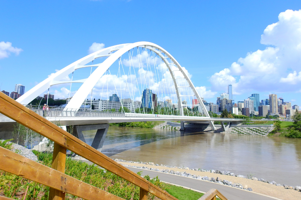 Moving to Edmonton from the US: Is it right for you?