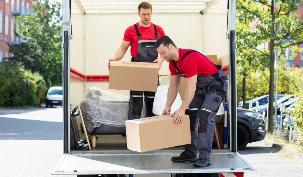 How much do movers cost in Ottawa? Understanding your moving quote